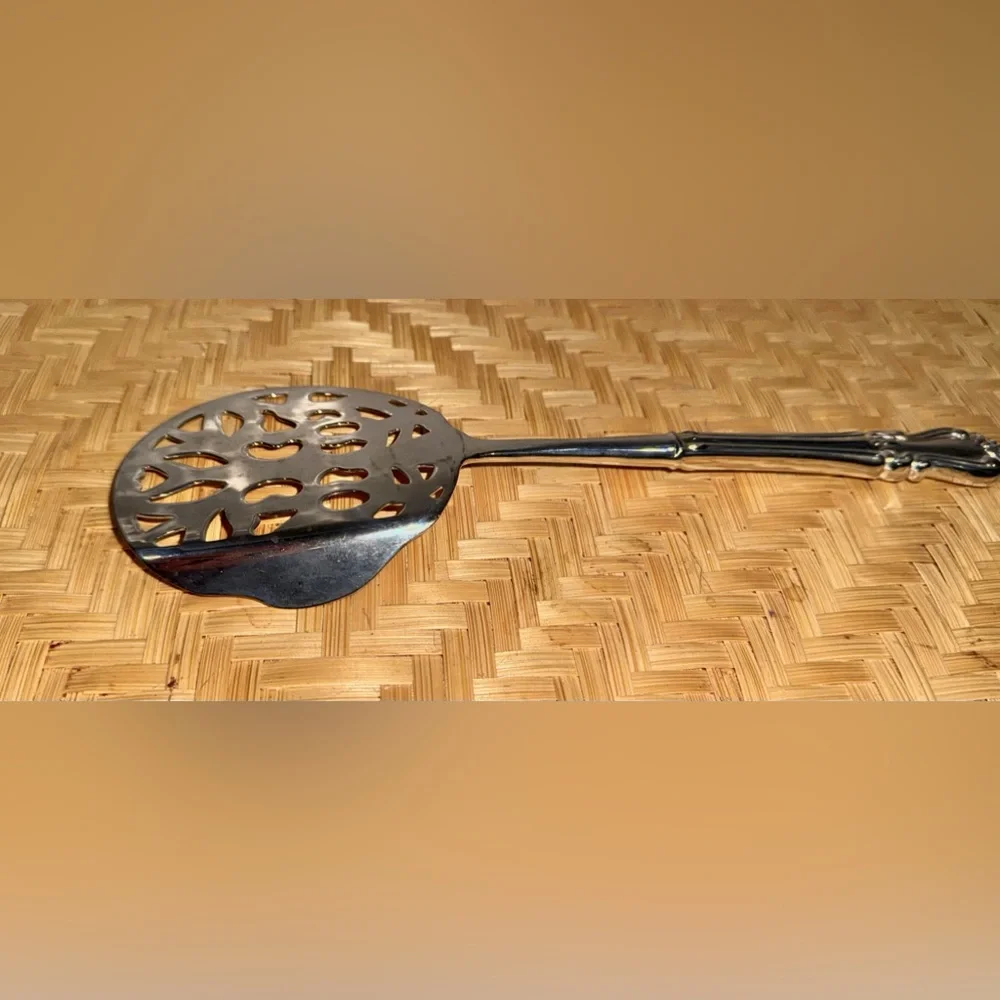 Elegance Silver Cranberry Silverplate Serving Utensil